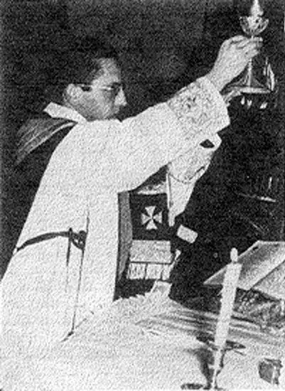 Ex-Priester José A. Fernandez